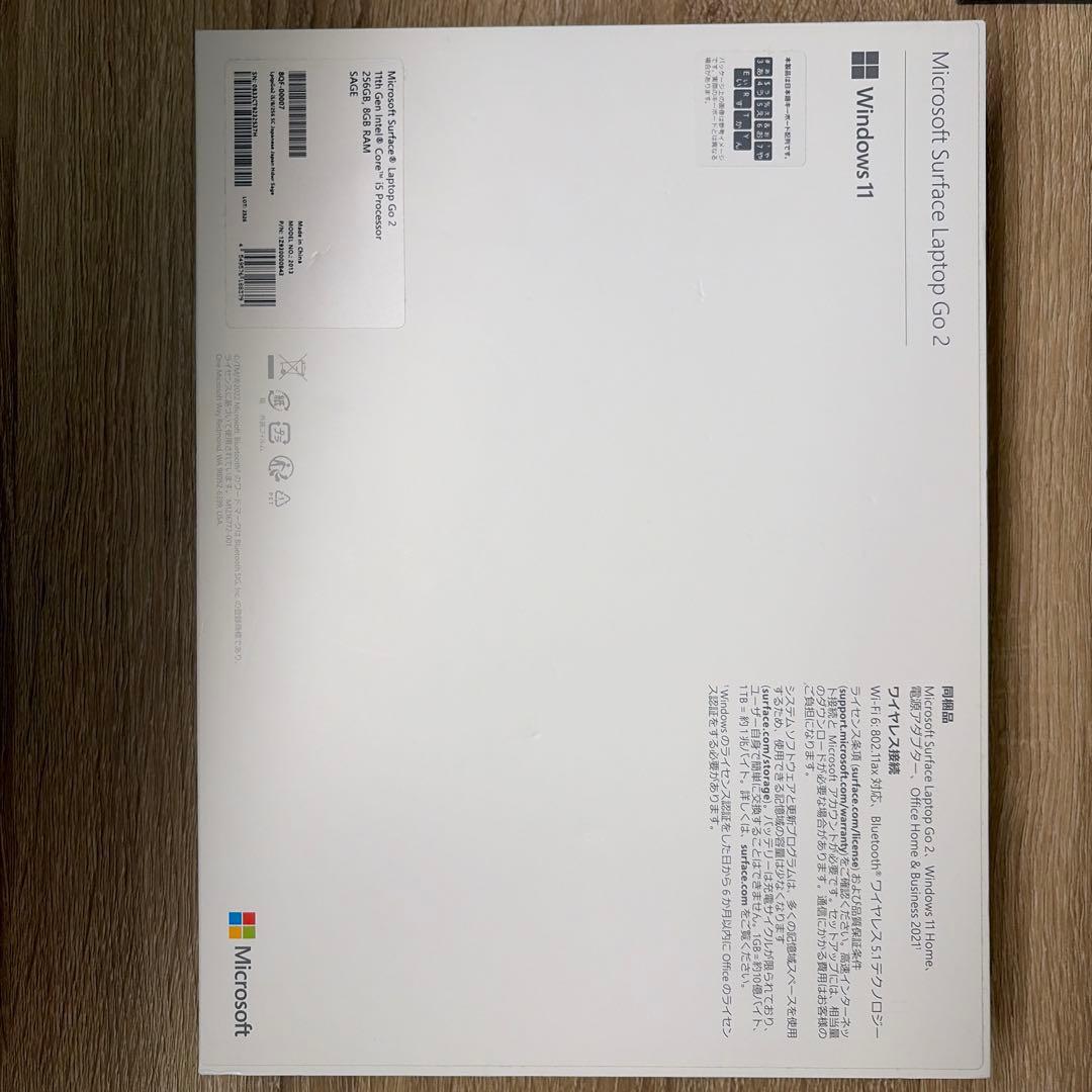 Microsoft Surface Laptop Go 2 12.4インチ　美品