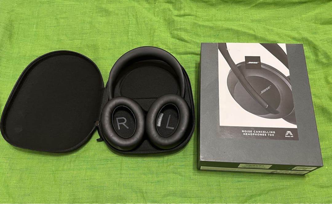 0*代様 BOSE QuietComfort 700 ノイズキャンセリング　パッ