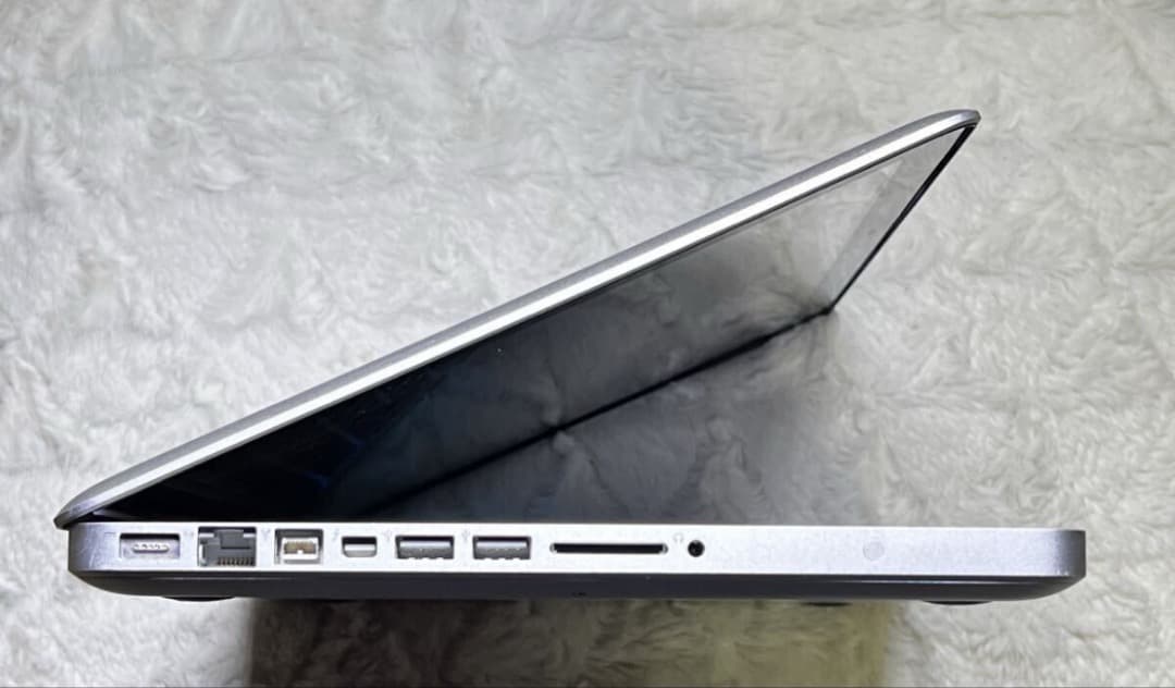 MacBook Pro A1278 13-inch【cs6 /Office】