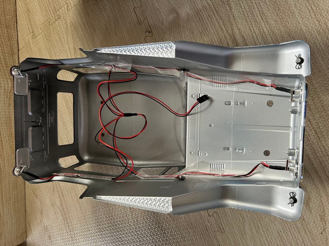 タミヤ CR01（4WS）（LED）