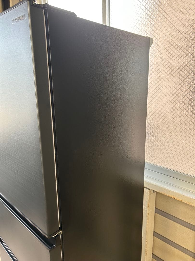 ①【美品】2025年製　TOSHIBA 3ドア冷蔵庫 GR-W33SC(KZ)