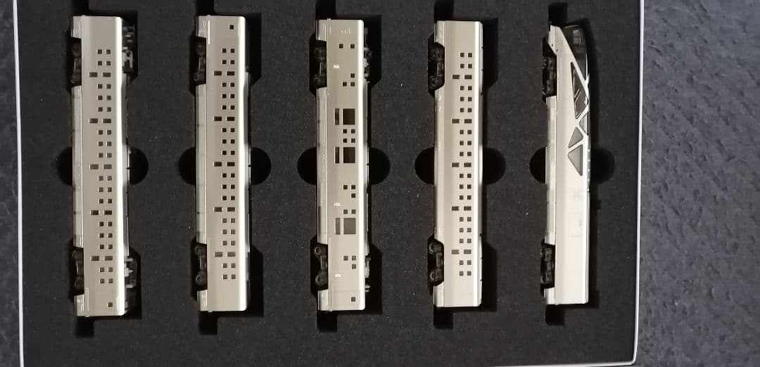 5/11までの出品【最終値下中】KATO10-1447 四季島