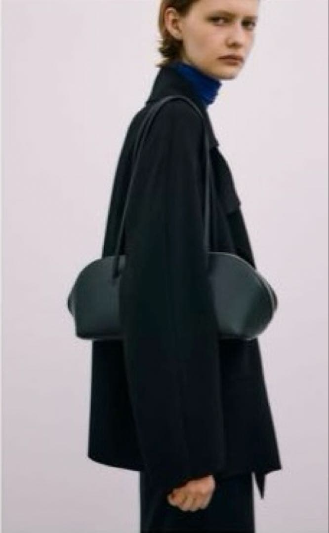 ADDCULUMN FIGRE BOSTONトート　ブラック　バック