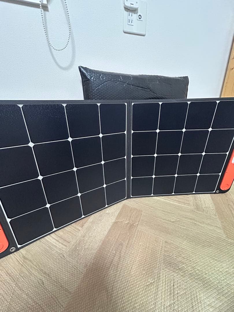 ジャクリ　ソーラーパネル100w