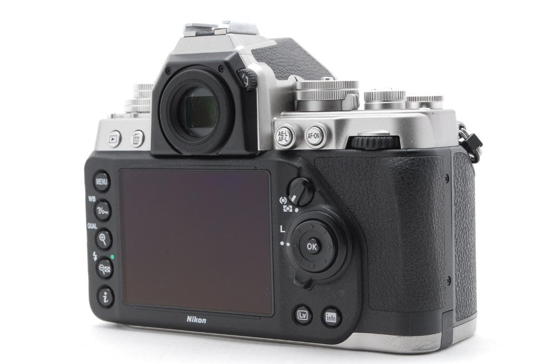 デジタルカメラ Nikon Df Silver 16.2MP DSLR Camera C0061