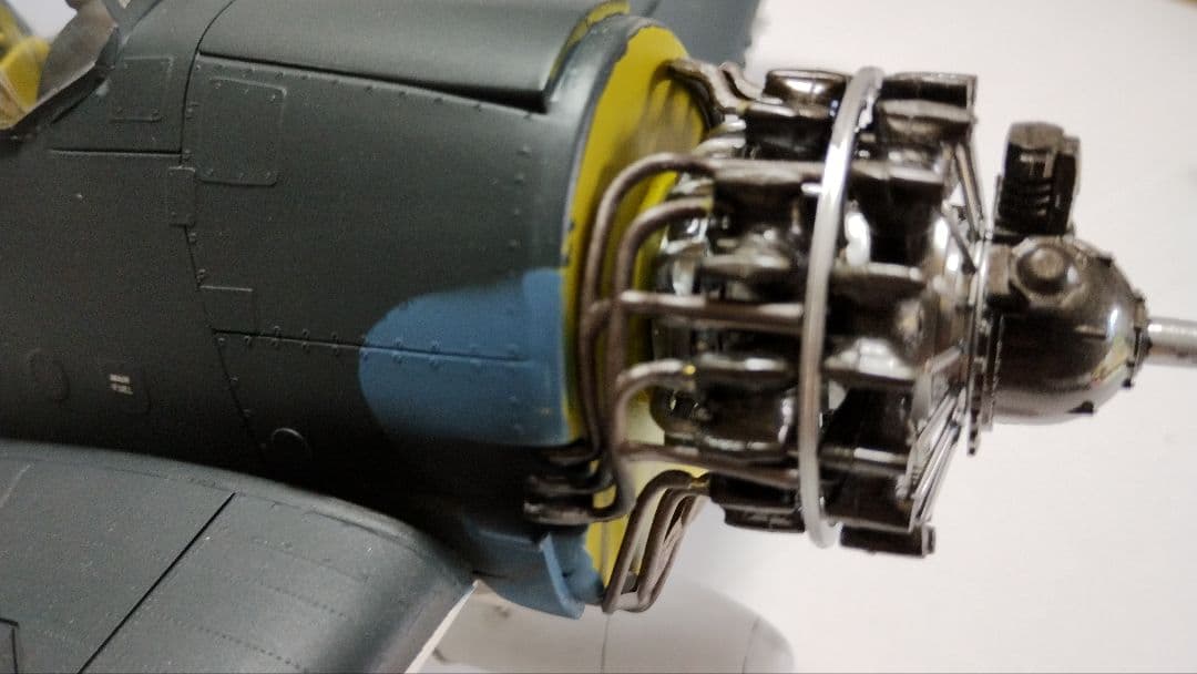 プラモデル完成機　1/32　F-6F-3/5HELLCAT