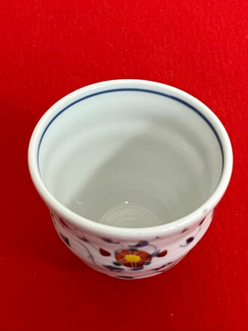 泰山 四代 武腰潤 草花唐草 茶碗 碗 K319 共箱・共布・陶歴付き