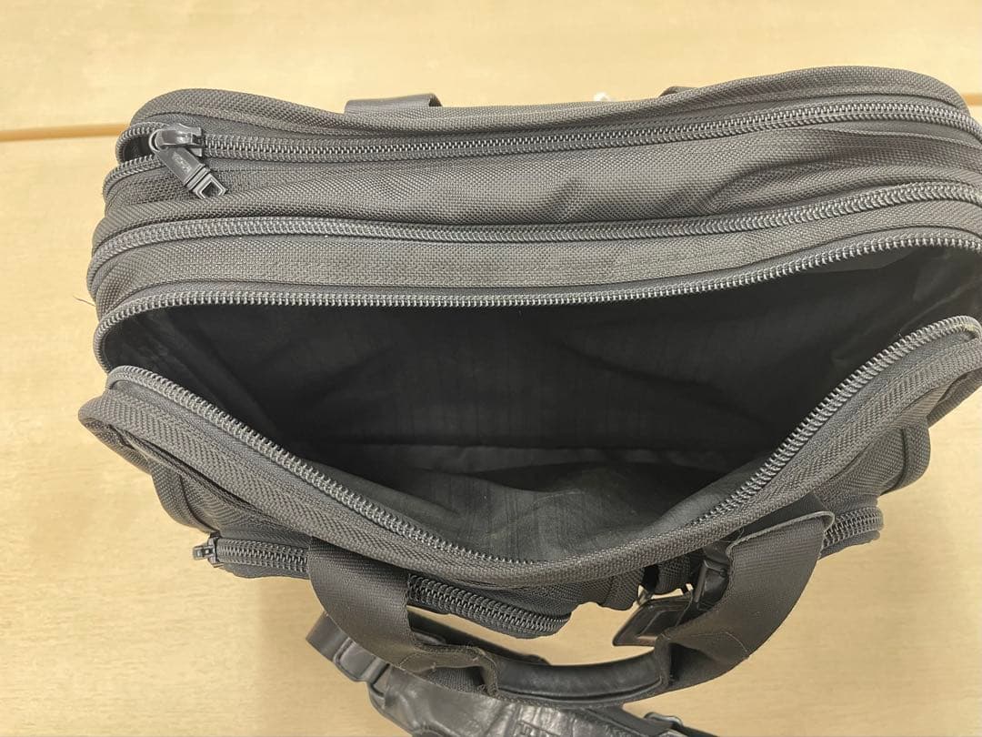 TUMI (26141DH )エクスパンダブルオーガナイザーブリーフケース