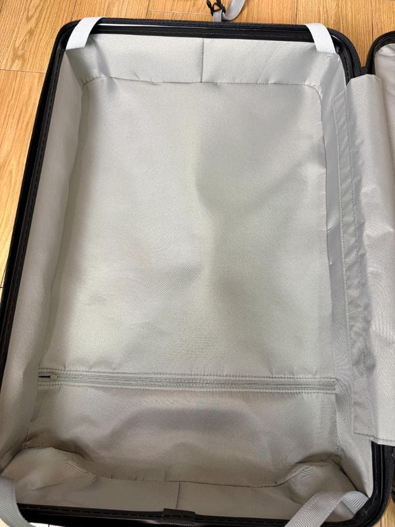 無印良品 キャリーケース バーを自由に調節できる ハード スーツケース 72L