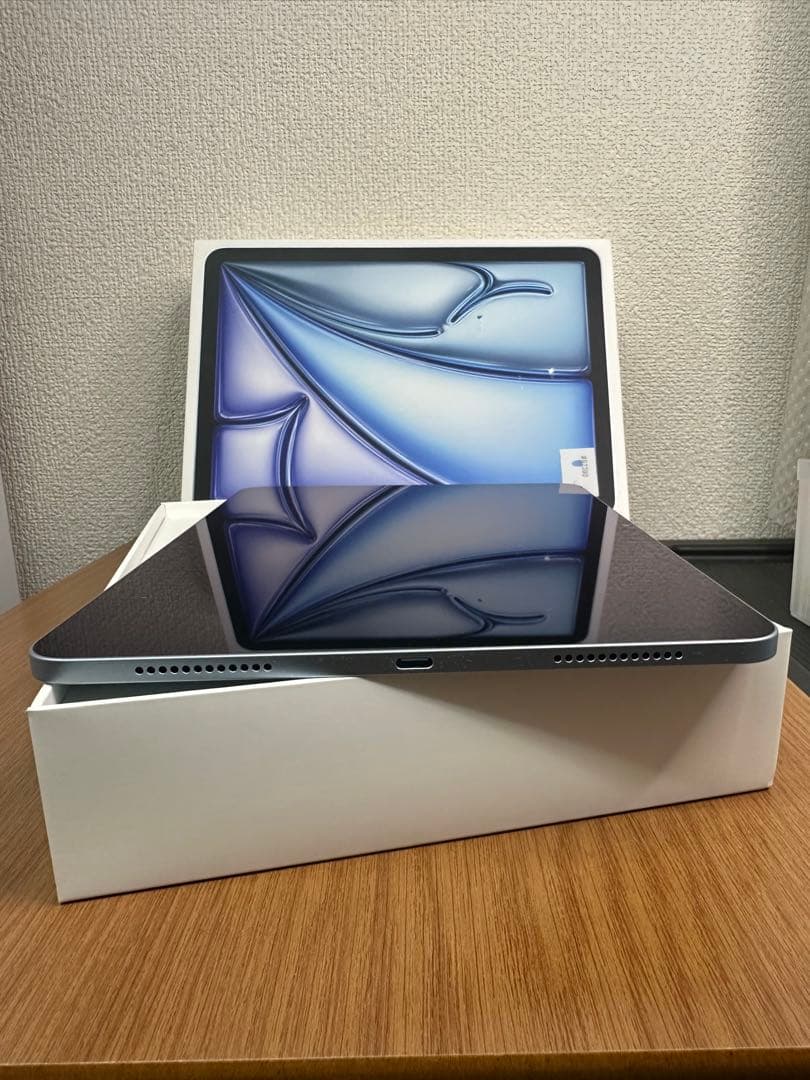 【極美品】iPadAirM2 128GB MUWD3J/A VX4LL
