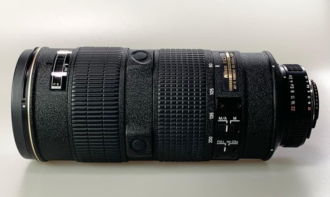 Nikon F5, f2.8 28mm-70mm, 80mm-200mm セット