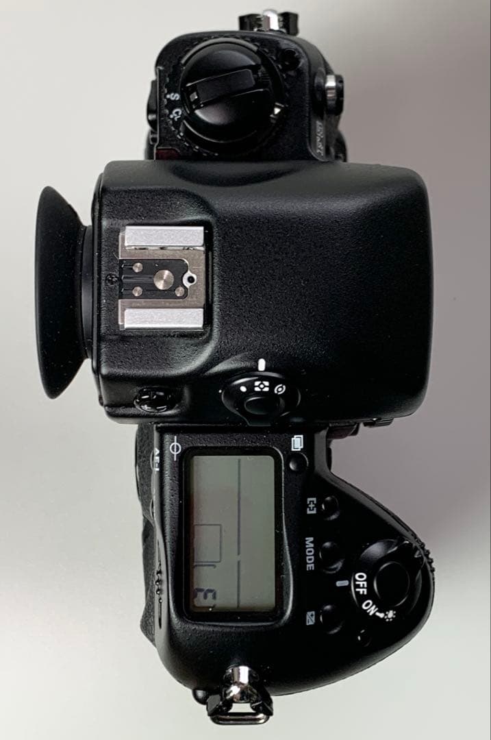 Nikon F5, f2.8 28mm-70mm, 80mm-200mm セット