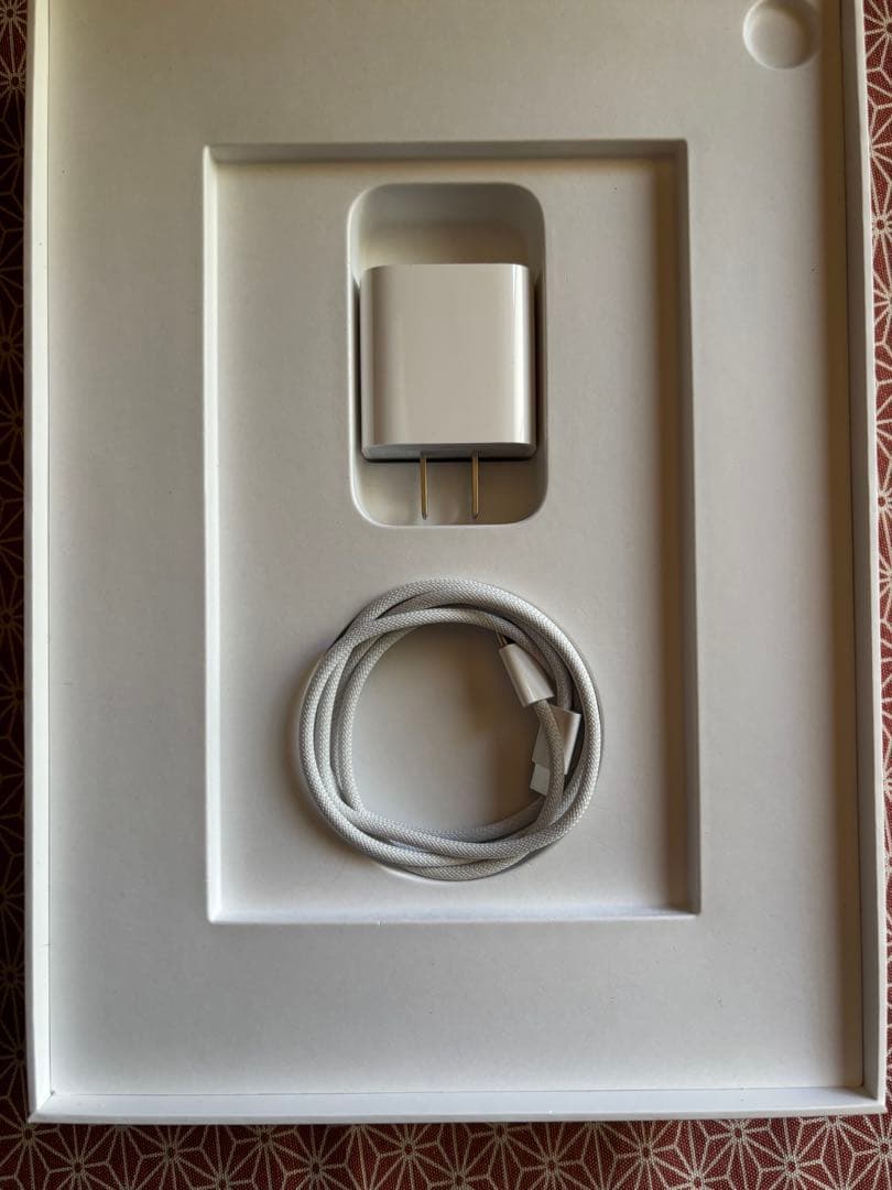 11インチiPadAir128GB ブルー 保護フィルム、カバー付き