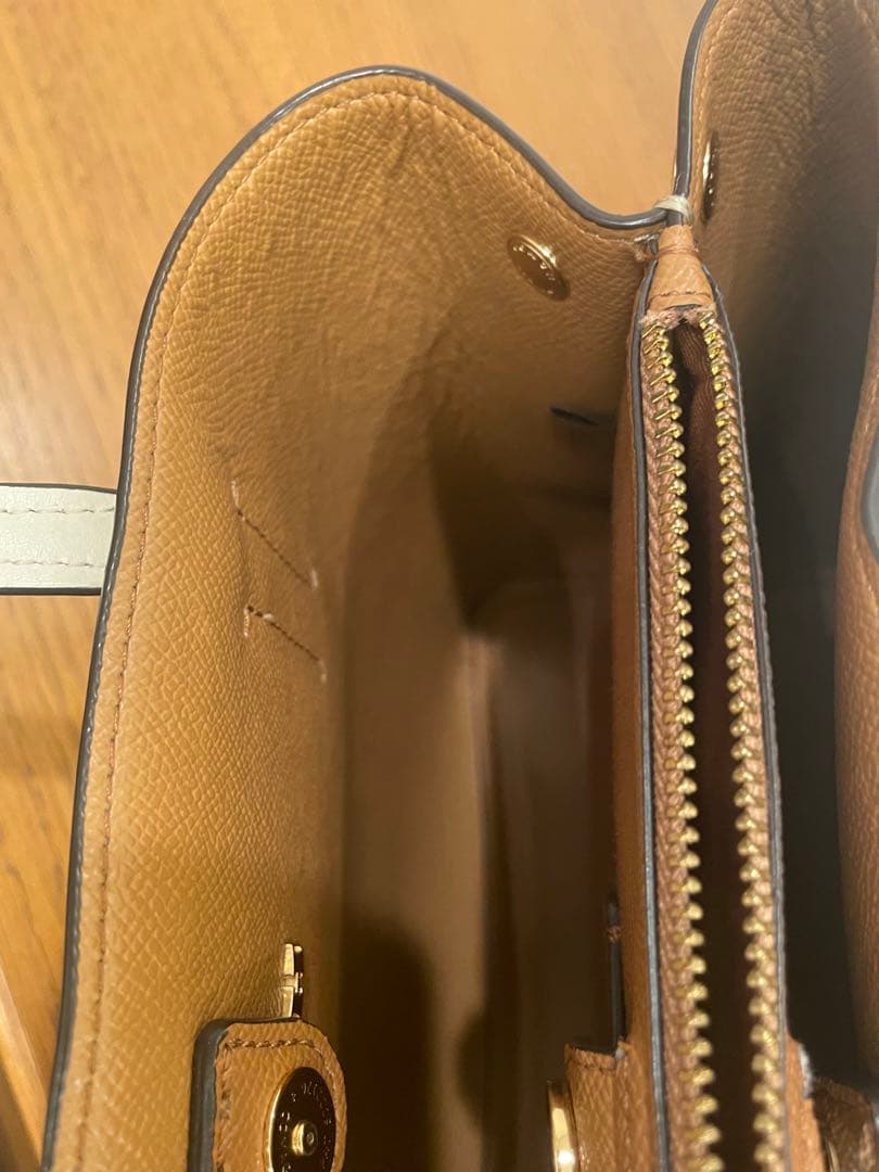 COACH ショルダーバッグ ベージュ ロゴプリント