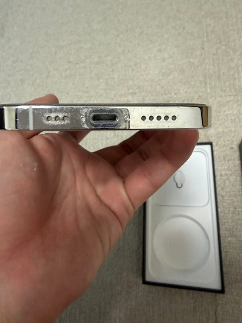 山*口様 Apple iPhone 12 Pro シルバー 本体