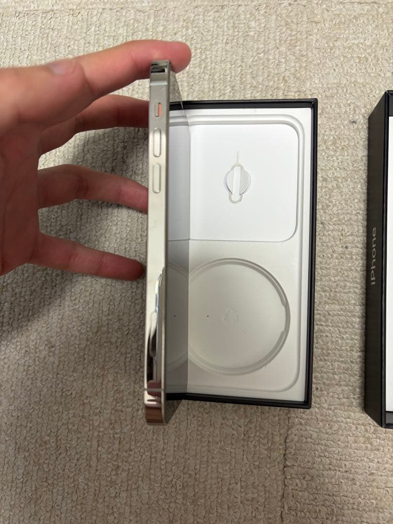 山*口様 Apple iPhone 12 Pro シルバー 本体