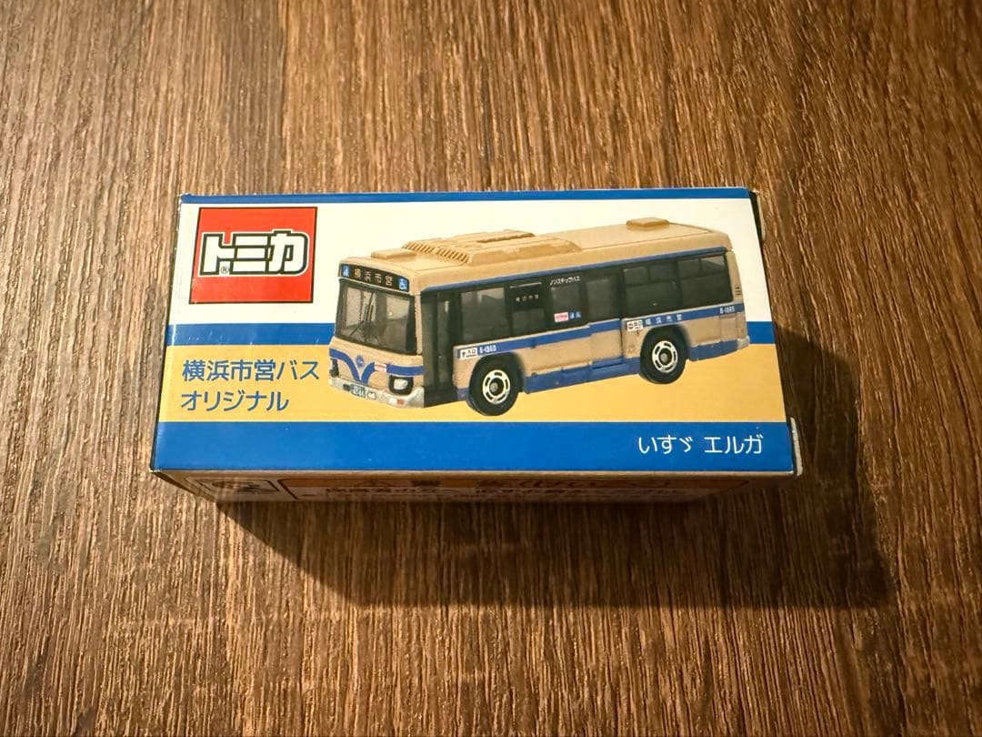 トミカ 限定 横浜市営バス いすゞ エルガ 特注　未開封