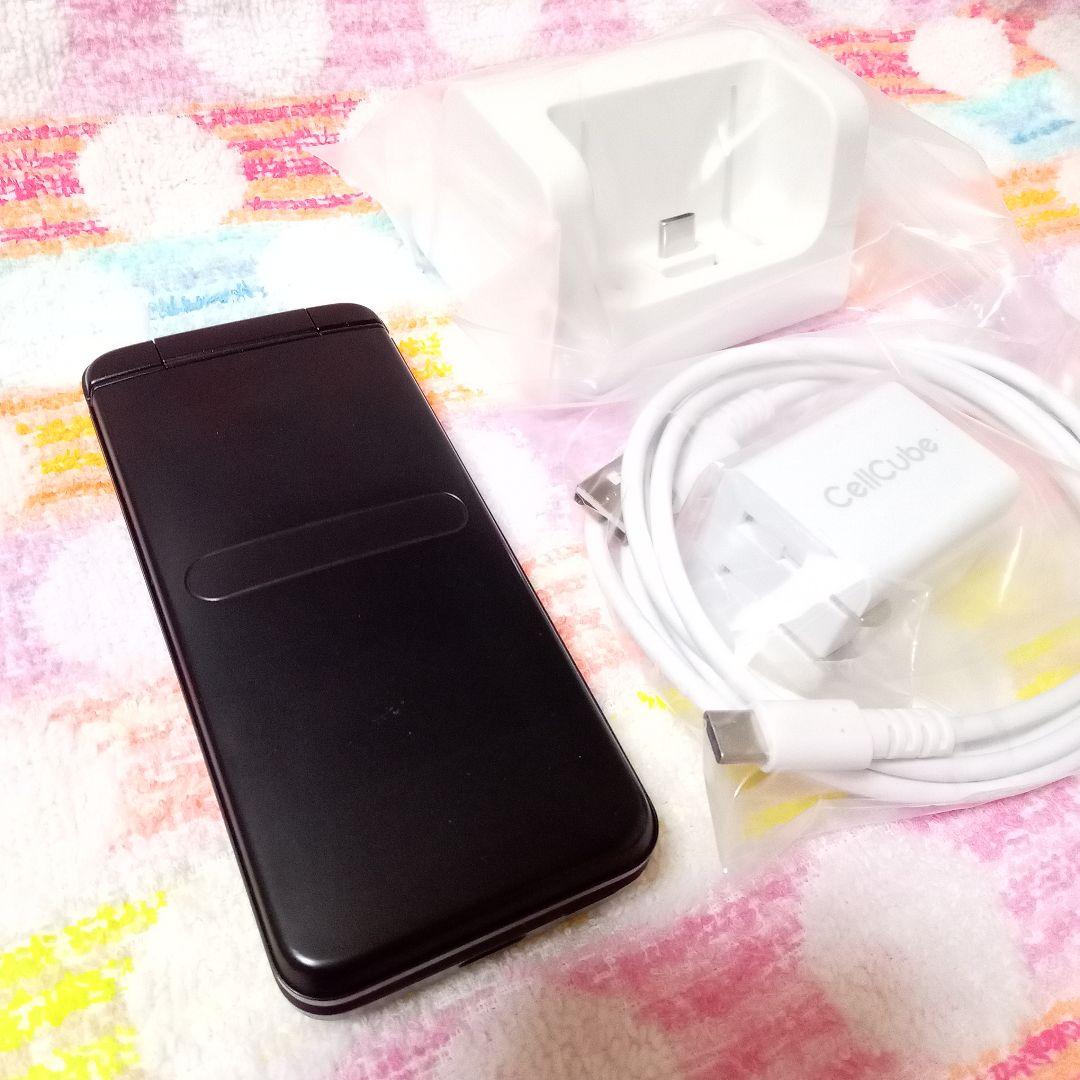 KYF42 GRATINA black 充電器セット 安心のメルカリ便 匿名配送