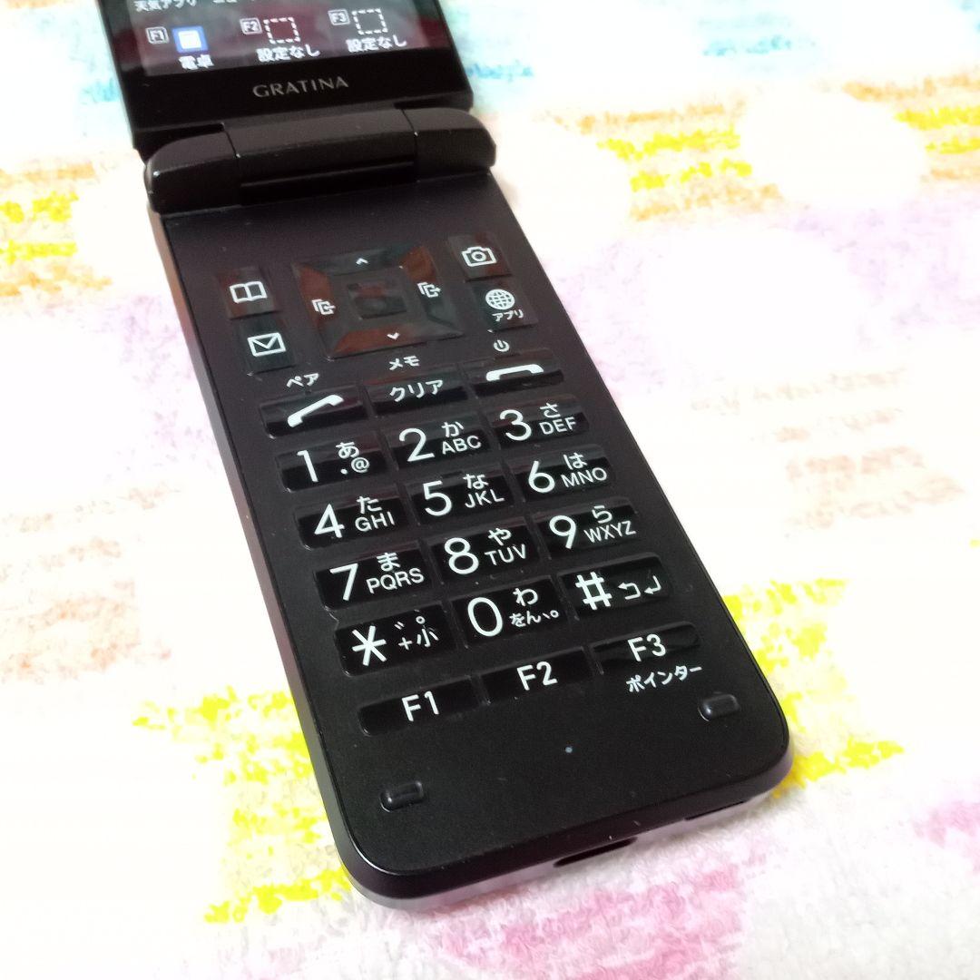 KYF42 GRATINA black 充電器セット 安心のメルカリ便 匿名配送