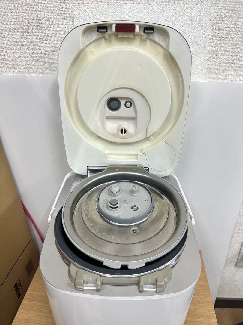 Panasonic 可変圧力IH炊飯器 SR-PW187 2017年製