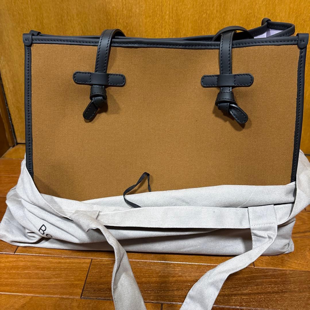 GIANNI CHIARINI ベージュトートバッグ