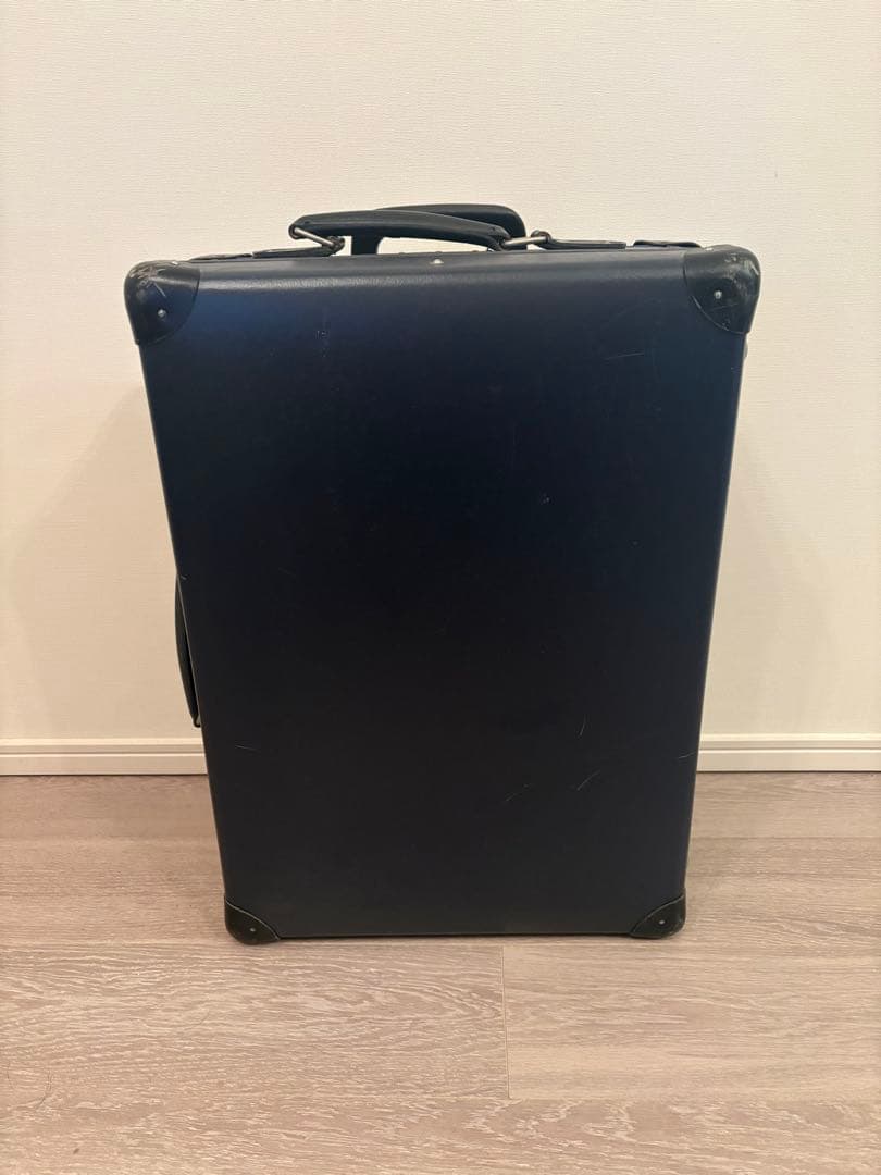 グローブトロッター　機内持込　ネイビー　2輪スーツケース