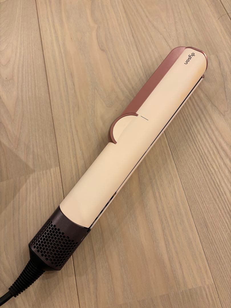 Dyson エアストレート