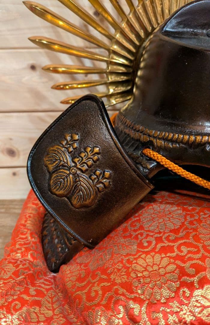 【良】年代物　美術品　出世兜　太閤　豊臣秀吉　美術鋳物　縁起物　昭和　骨董品