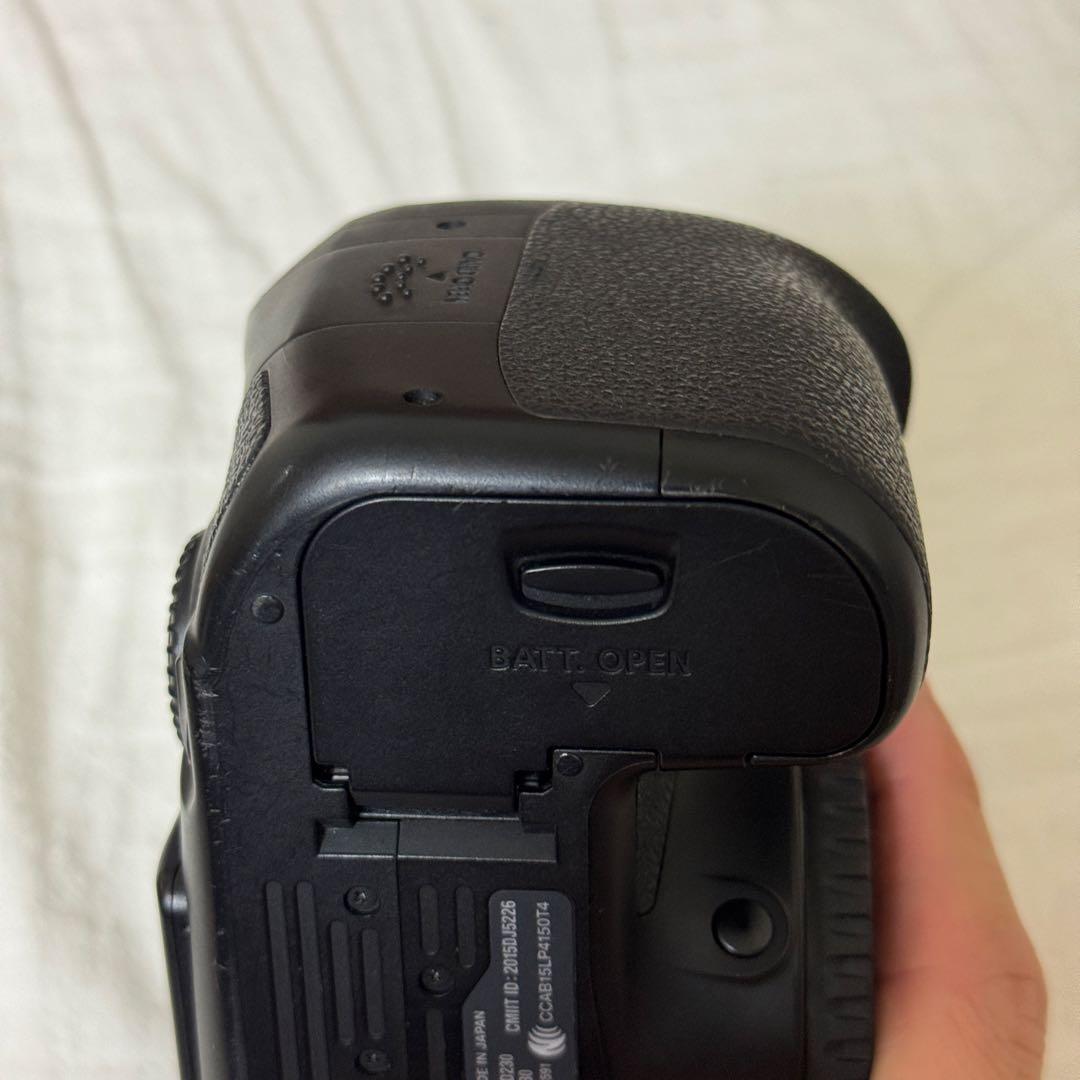 Canon EOS 80D デジタル一眼レフカメラ