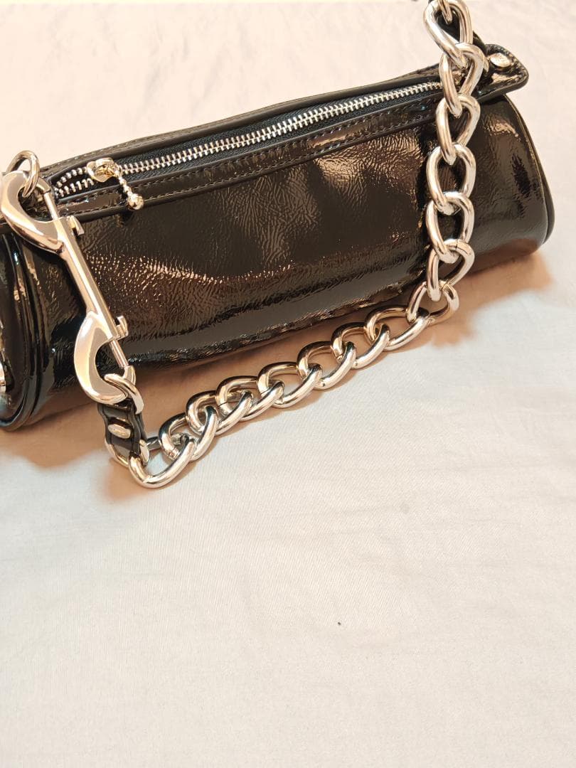 Vivienne　Westwood　ブラックエナメルショルダーバッグ　美品