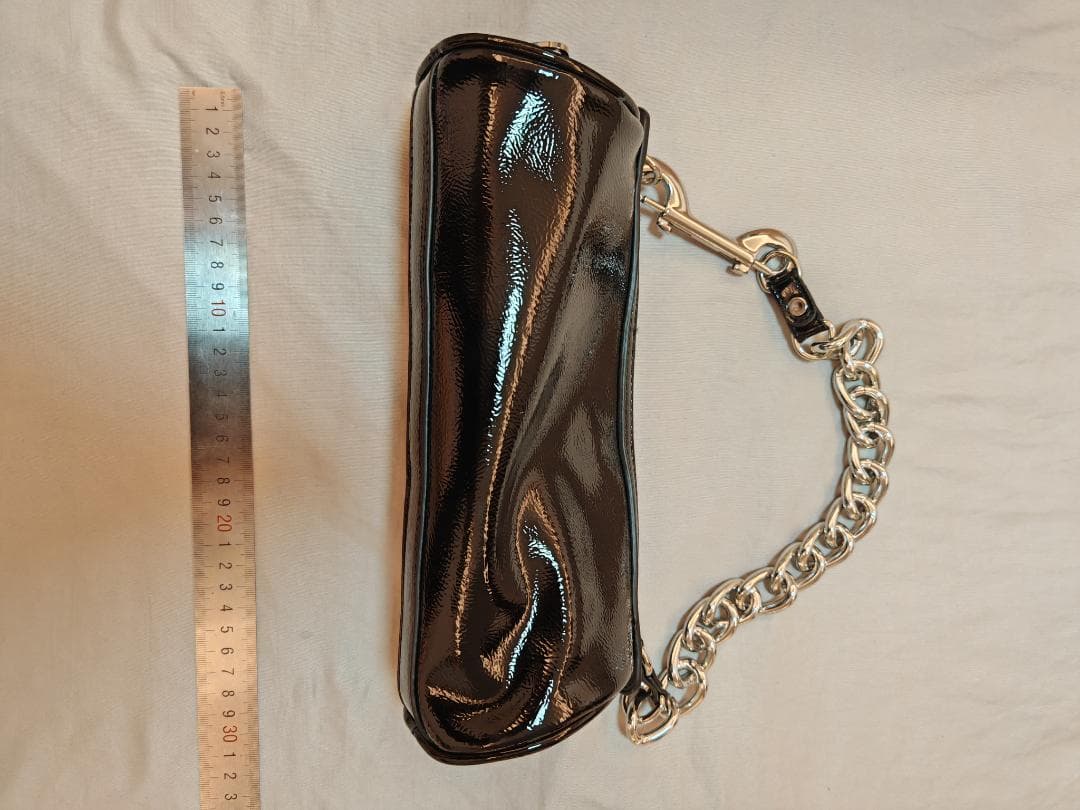 Vivienne　Westwood　ブラックエナメルショルダーバッグ　美品