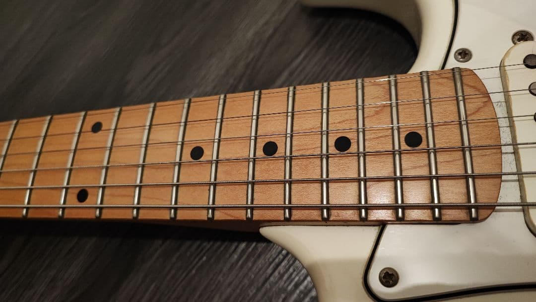 Swing Guitar Technology　ストラトキャスター