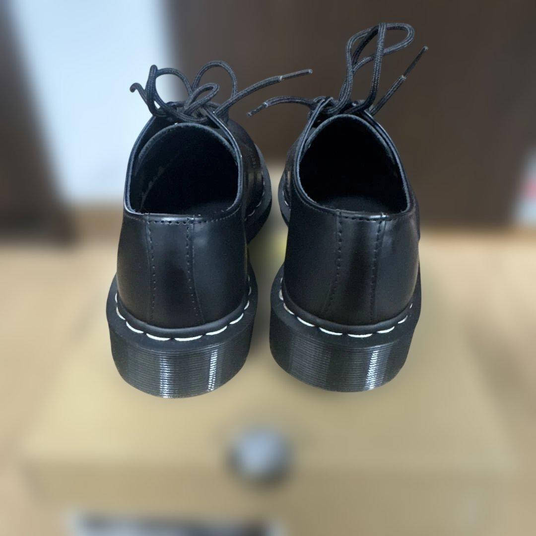 Dr. Martens 3ホール 1461 ホワイトステッチ