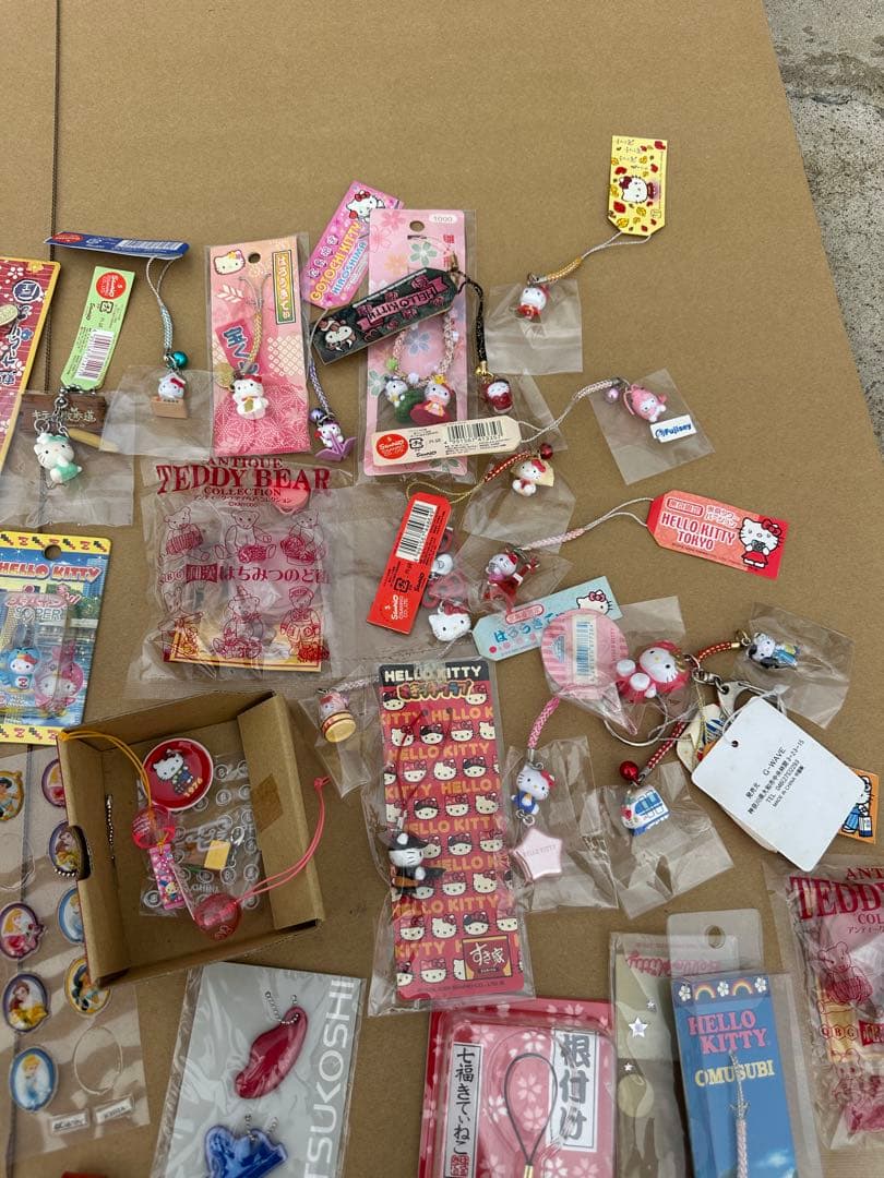 5*5様 ハローキティ テディベア ストラップセット