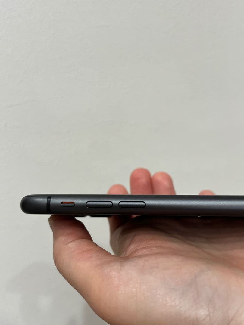 【shiba】Apple iPhone 11 ブラック