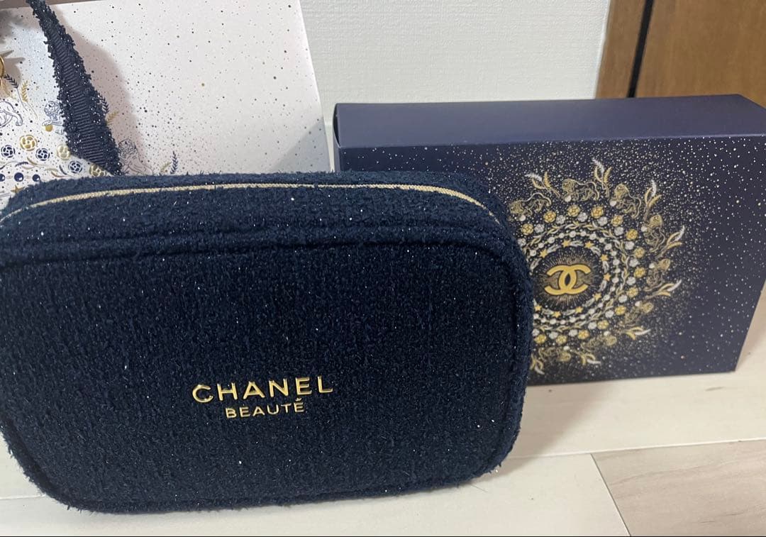 新品シャネル ホリデー限定リップアンドネイルケアセット2025写真全て付き