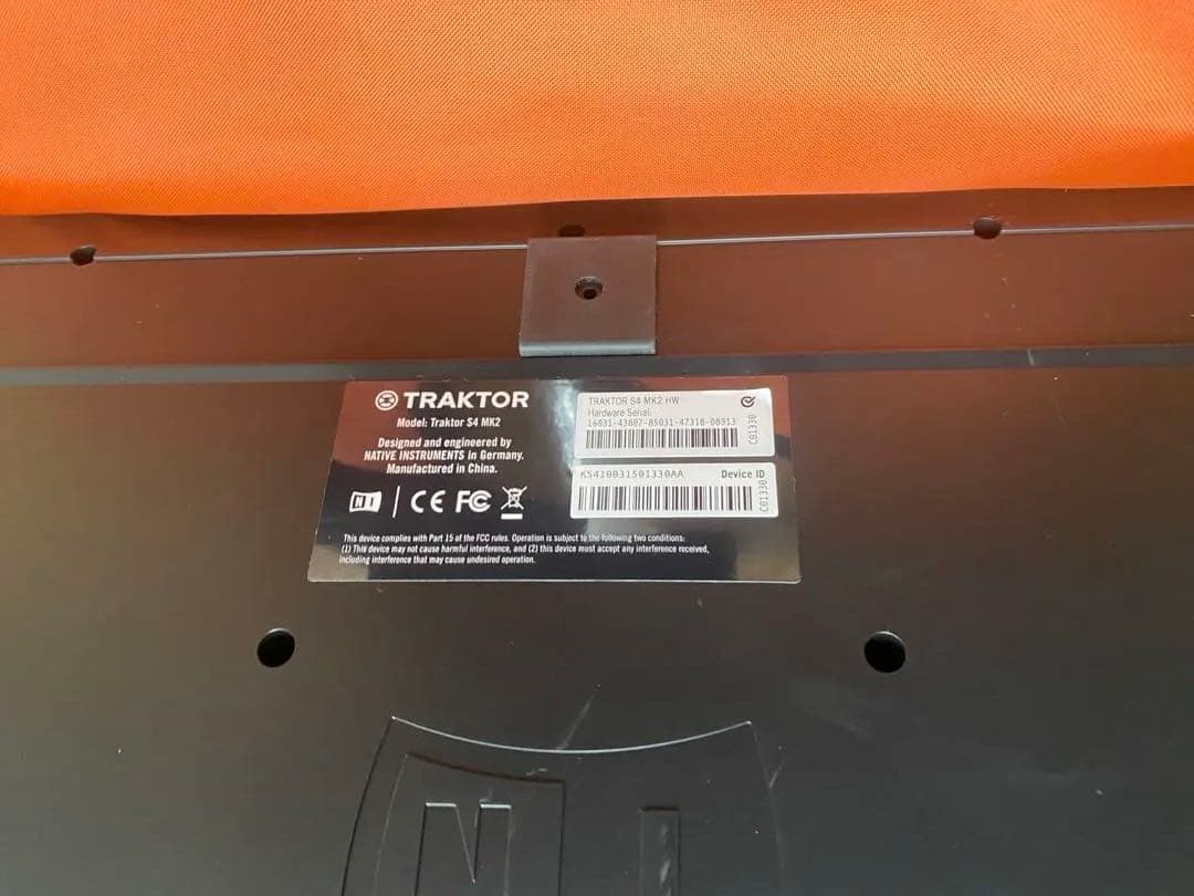 【動作確認済み】TRAKTOR KONTROL S4 DJコントローラー