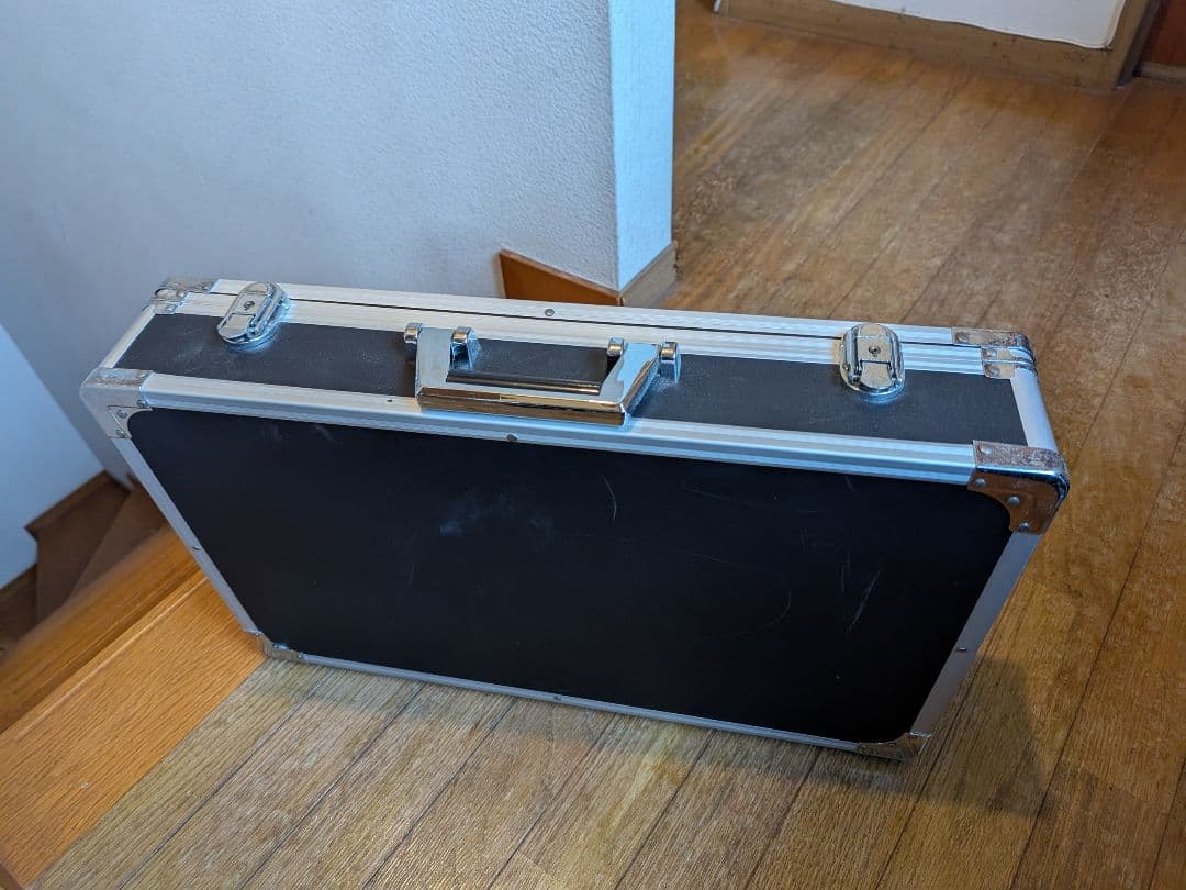 値下！BOSSボスME-70 マルチエフェクターハードケース 説明書アダプター他