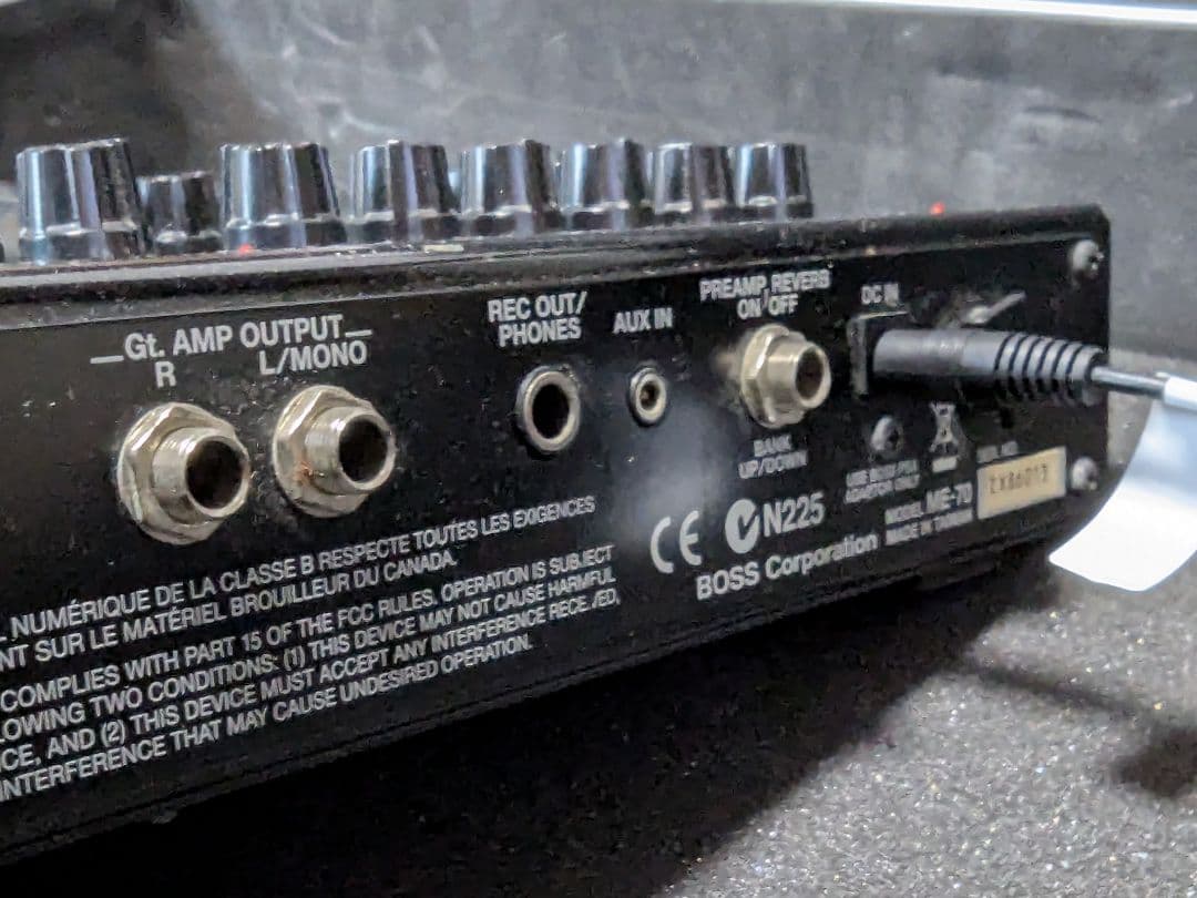 値下！BOSSボスME-70 マルチエフェクターハードケース 説明書アダプター他