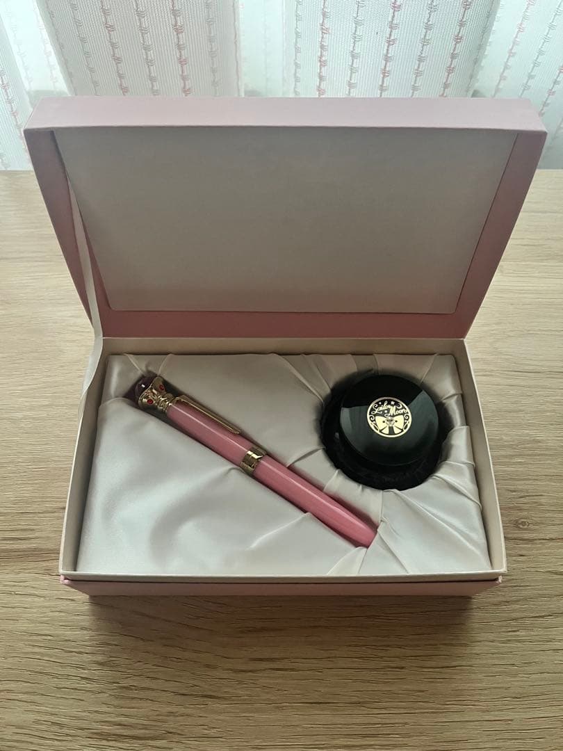 セーラームーン　変装ペン万年筆 中古品