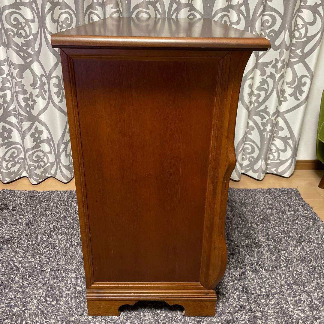 イタリア製　木象嵌チェスト