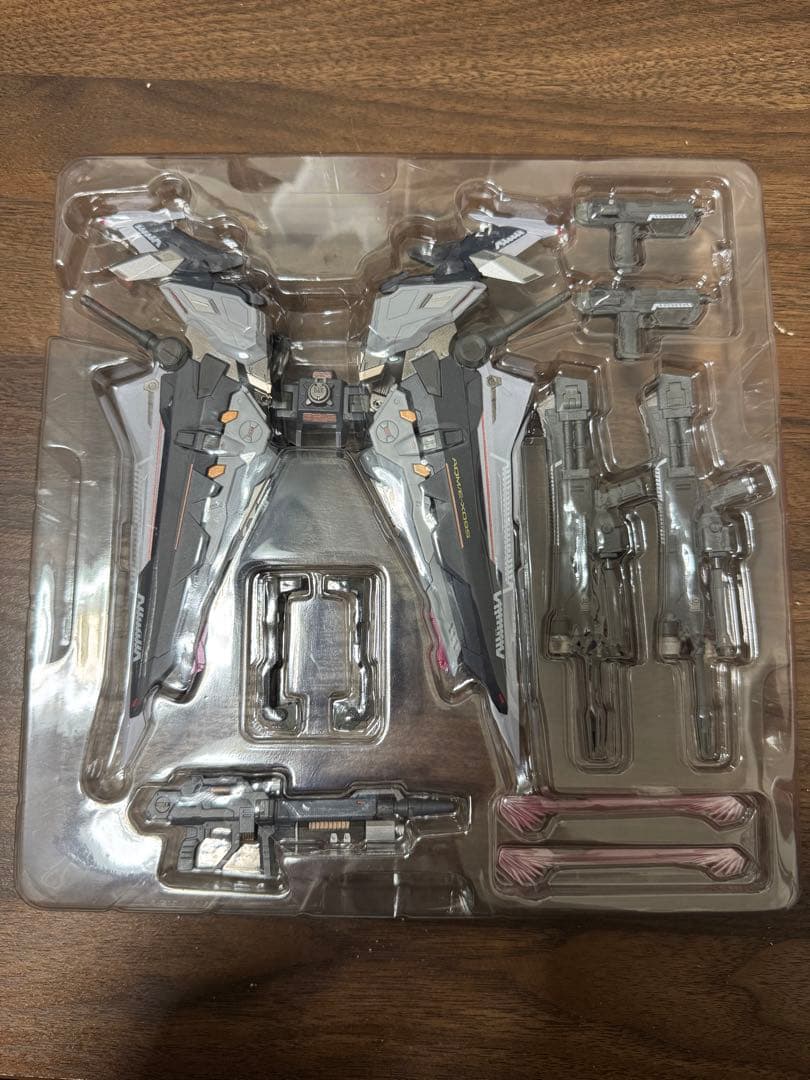 開封品メタルビルド ストライクノワールガンダム