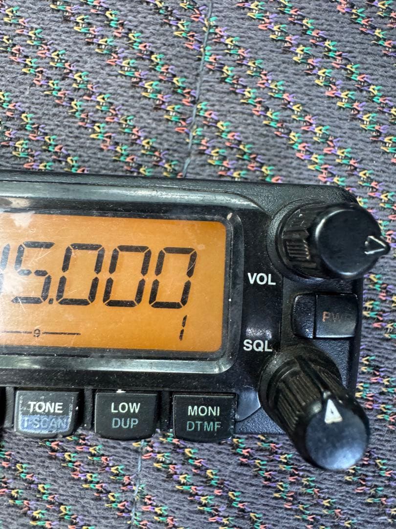 受信機 ICOM IC208 20w