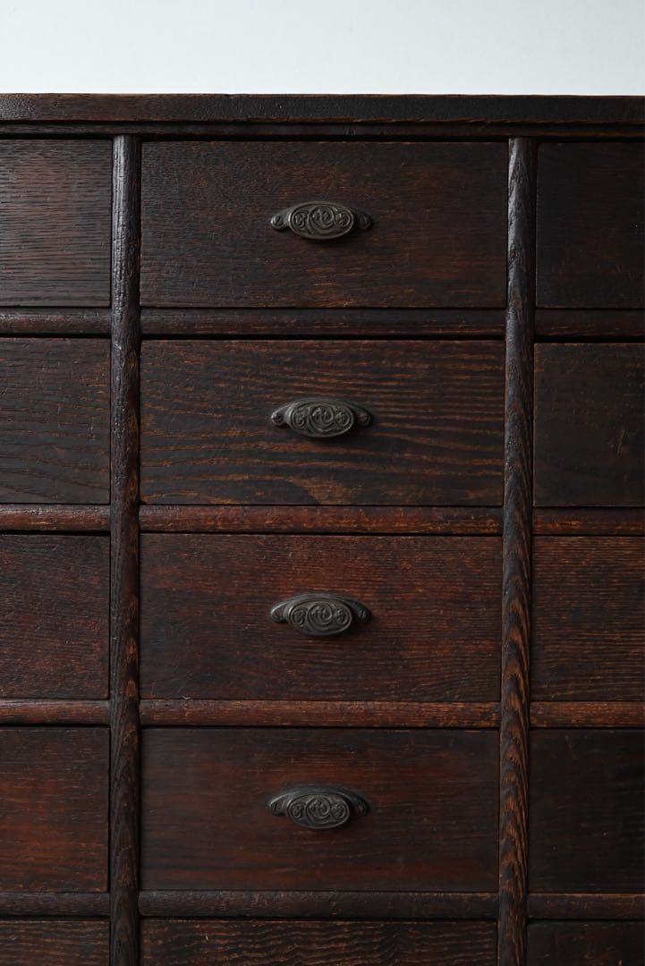 ① 店舗什器 引出 古家具 古道具 古美術 骨董 アンティーク 箪笥 抽斗