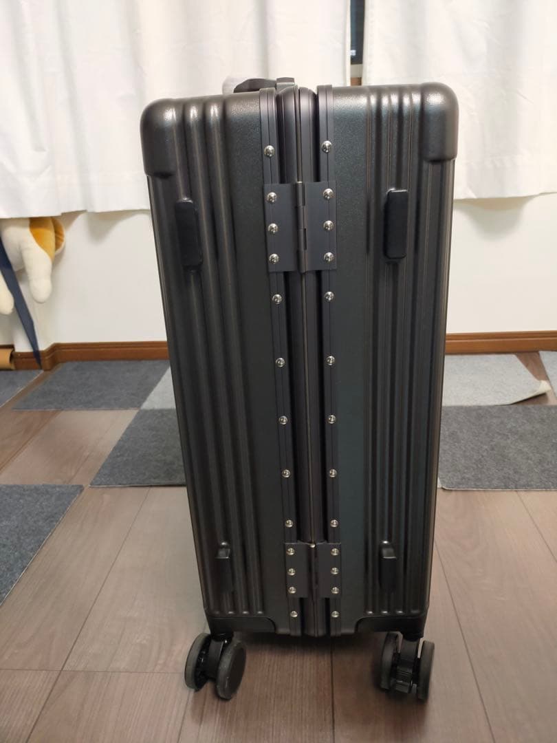 USB充電ポート付きハードシェルキャリーケース 新品　未使用