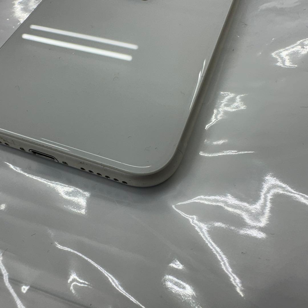 Apple iPhone SE 第3世代 64GB ホワイト