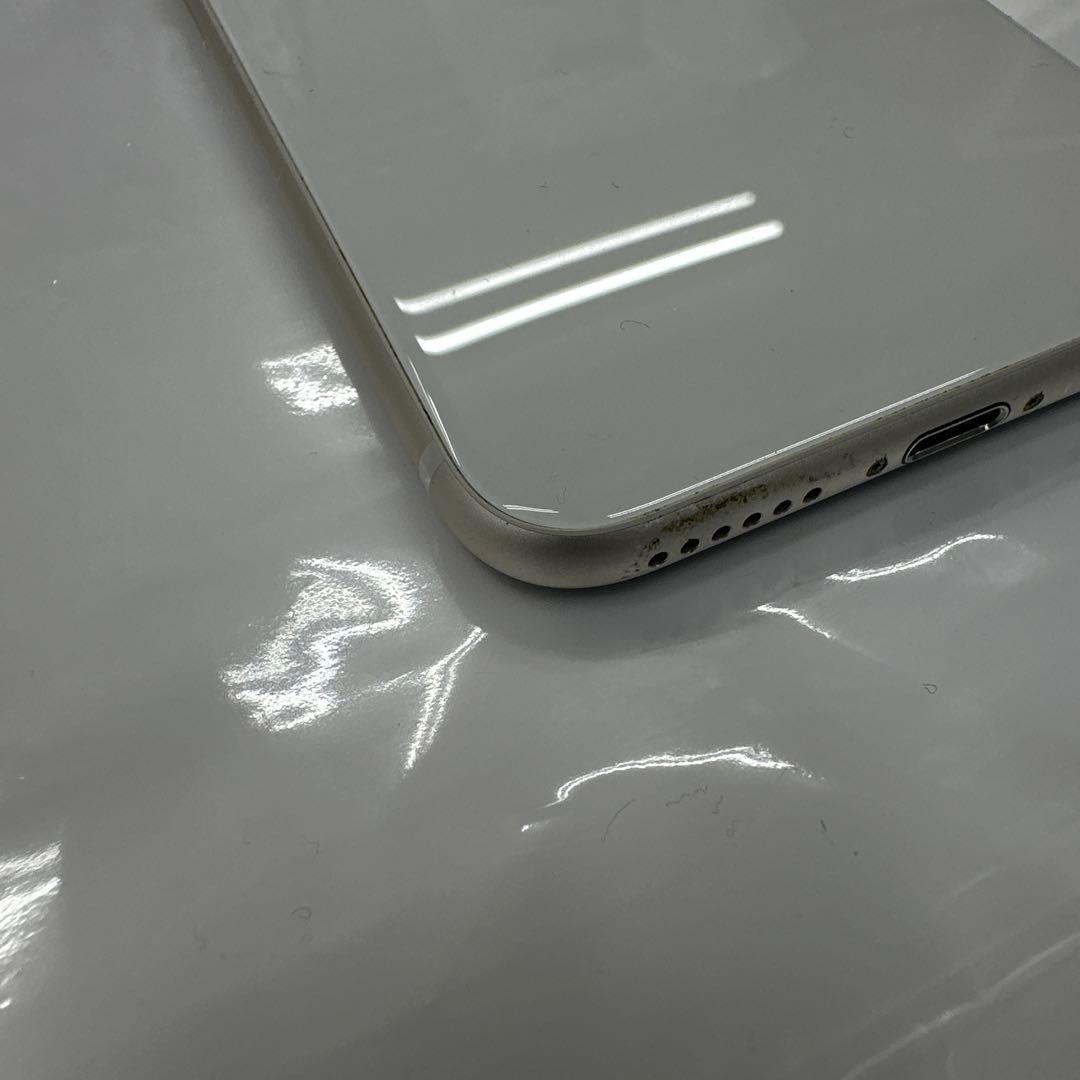 Apple iPhone SE 第3世代 64GB ホワイト