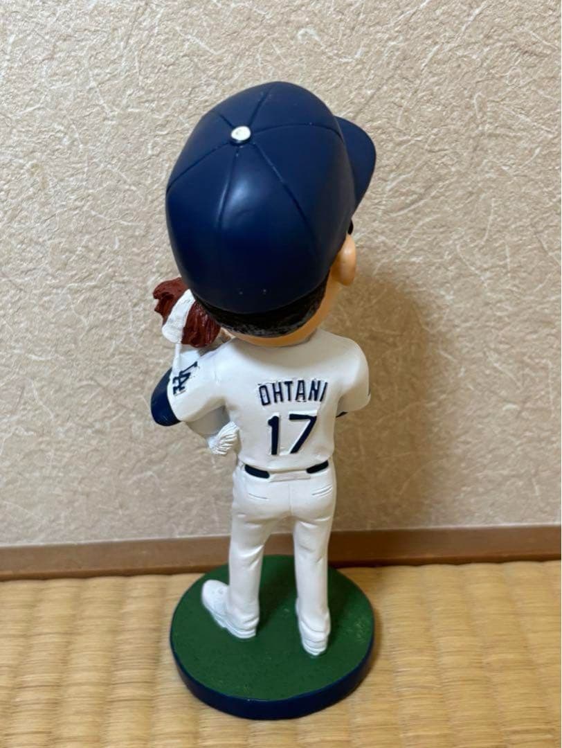 【限定品】大谷翔平&デコピン ボブルヘッド ドジャース　8月28日 限定配布