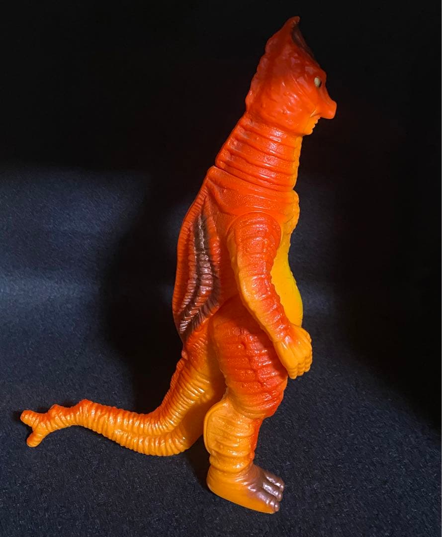 やまなや　怪獣郷　バニラ　怪獣ソフビ