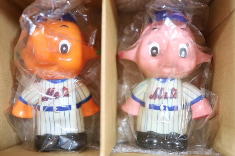 ◆サトちゃん　サトコちゃん「イチロープレミアムキャンペーン」貯金箱　①